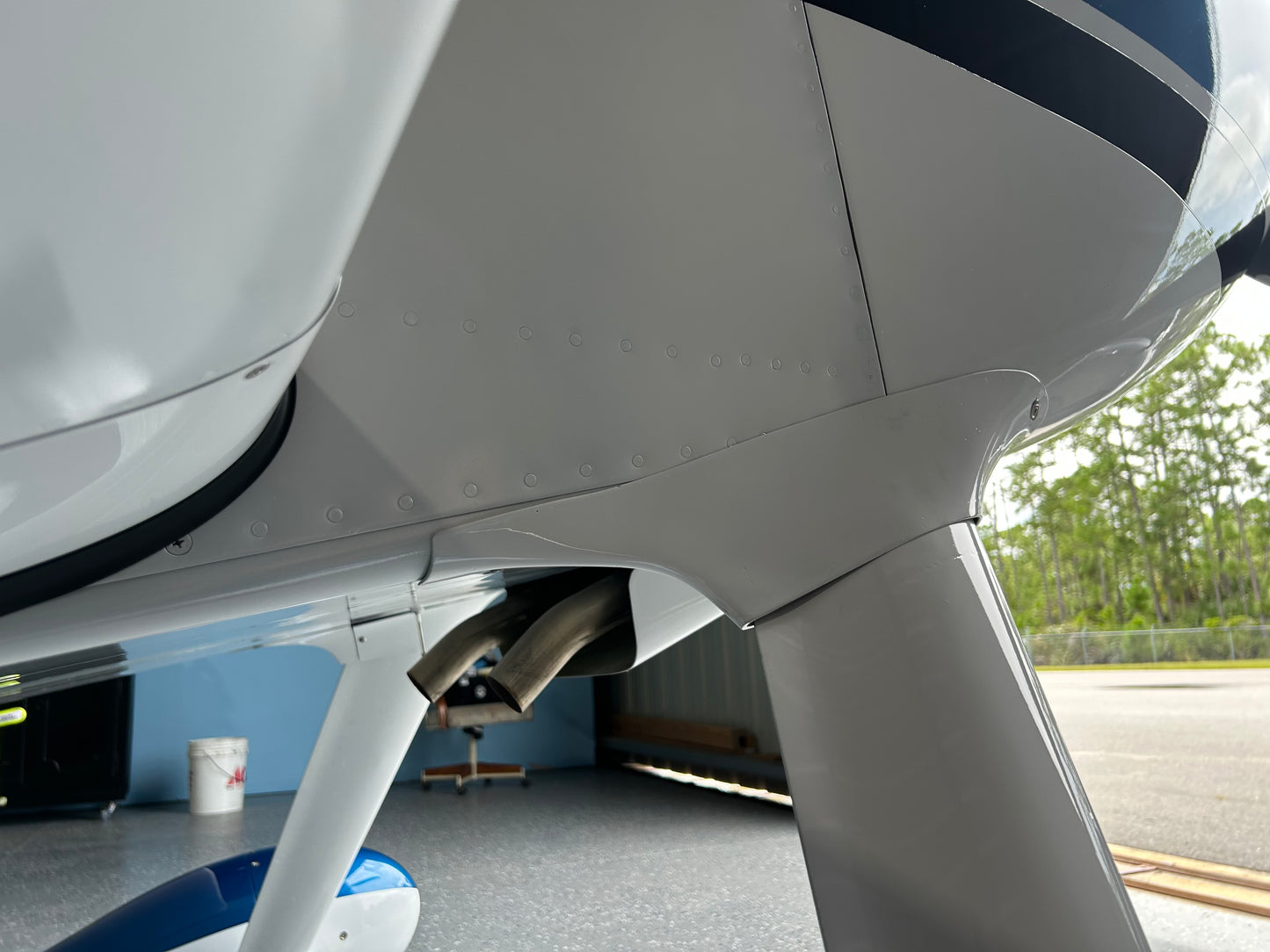 RV Upper Gear Leg Intersection Fairings (Pair)